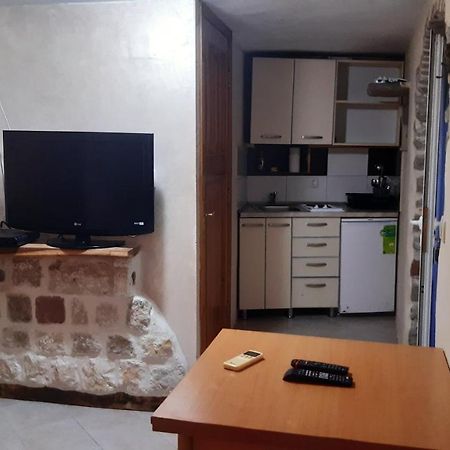 Apartments Lanmari Рисан Экстерьер фото